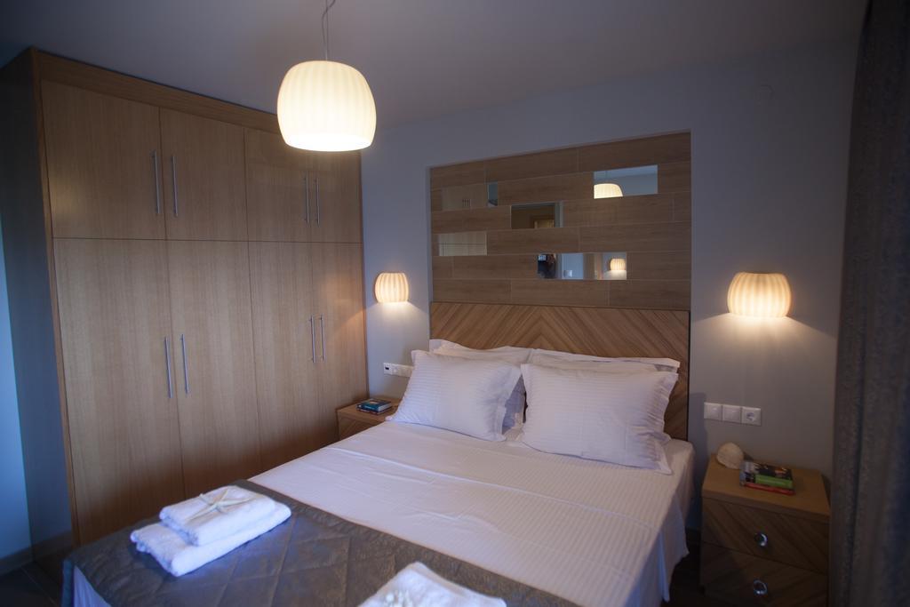 אמוליאני Pallas Luxury Apartments מראה חיצוני תמונה
