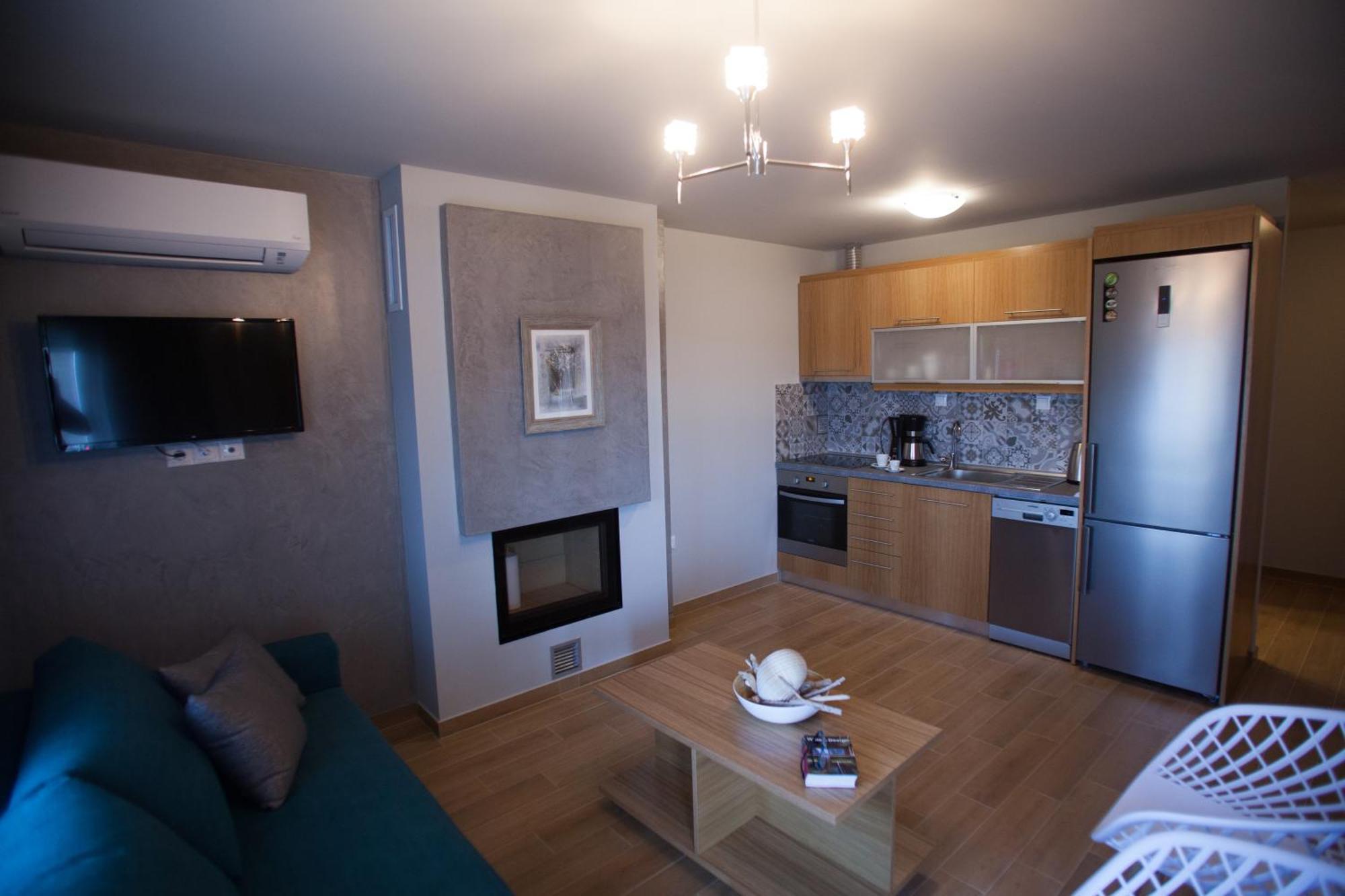 אמוליאני Pallas Luxury Apartments מראה חיצוני תמונה