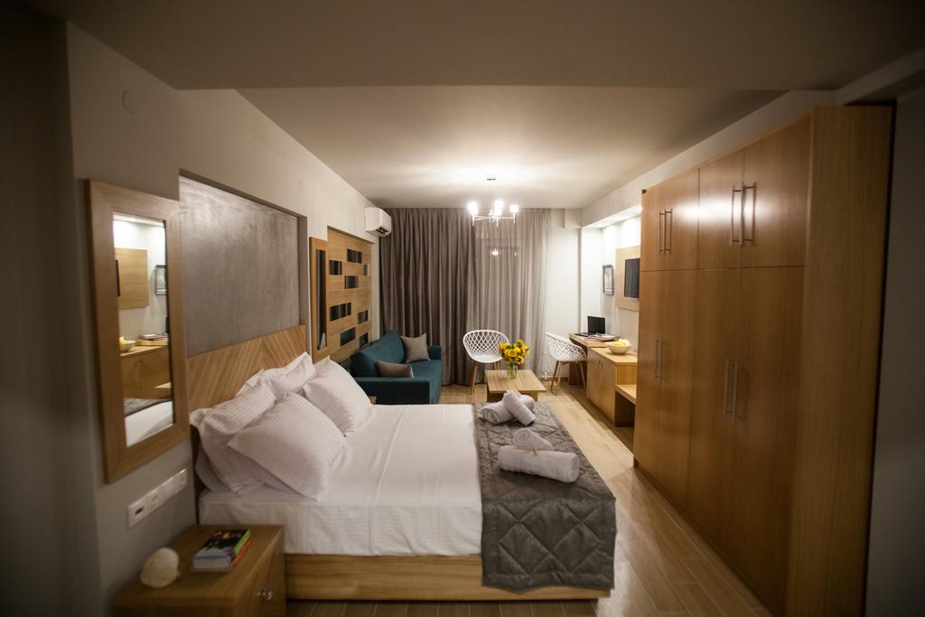 אמוליאני Pallas Luxury Apartments מראה חיצוני תמונה