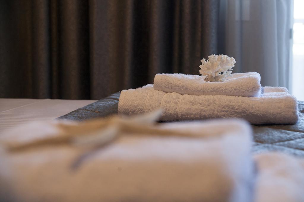 אמוליאני Pallas Luxury Apartments מראה חיצוני תמונה
